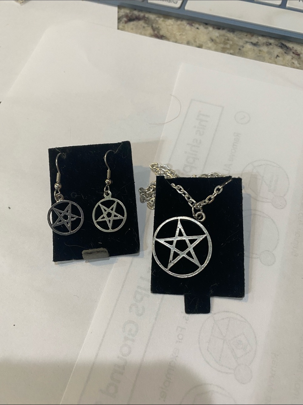 Silver Pentagram Pendant Necklace and Dangle Earrings - Unbranded